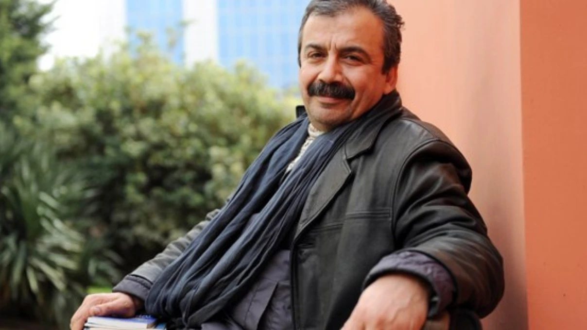 Sirri Sureyya 2