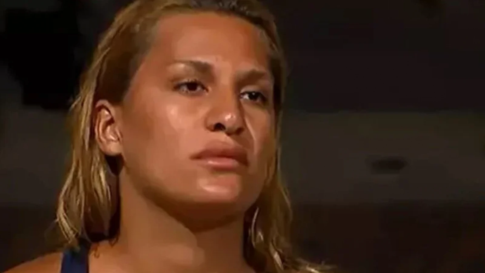 Survivor 2025ten diskalifiye olan Almeda Baylanin dugun fotografi ortaya cikti Gelinlikli hali cok konusuldu