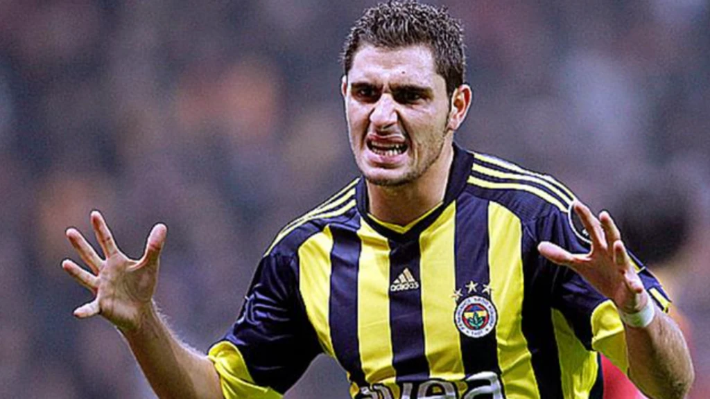 Survivor 2026 yarismacisi Ozer Hurmaci kimdir kac yasinda Survivor Ozer Hurmaci ne is yapiyor