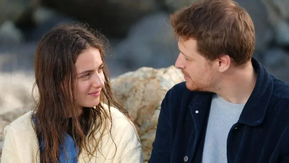 Taşacak Bu Deniz Esme, Eleni’nin kendi kızı olduğunu öğrendi mi? Taşacak Bu Deniz’de kim ölüyor?