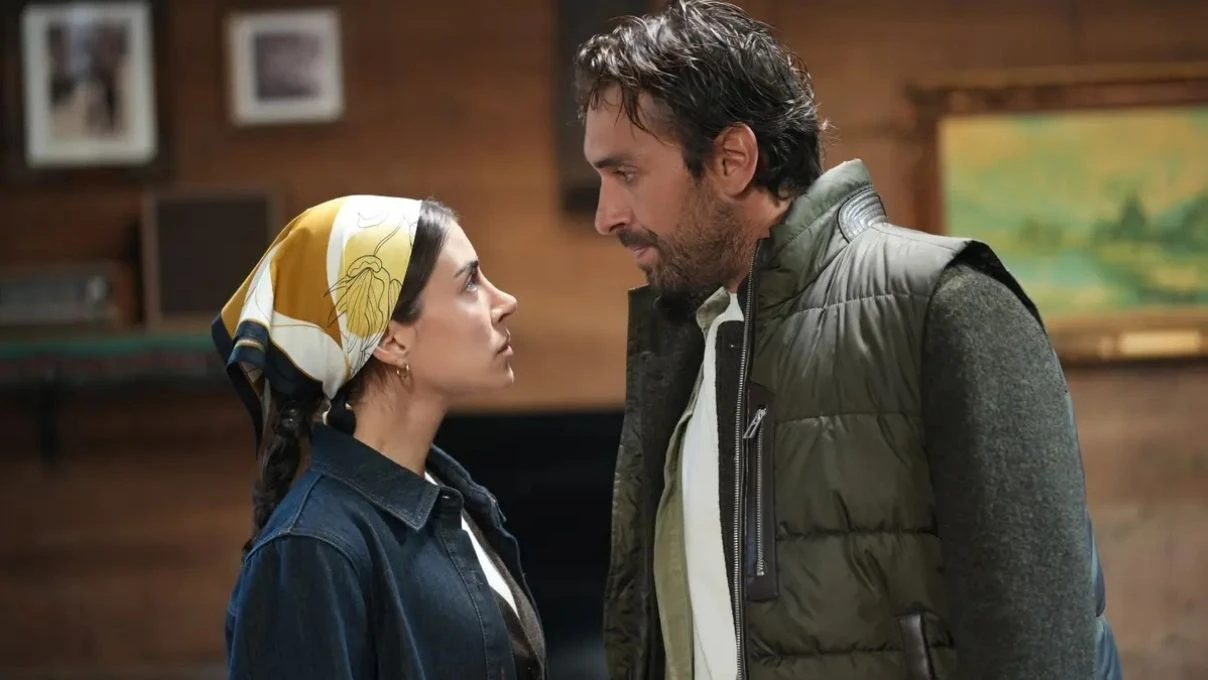 Taşacak Bu Deniz Esme, Eleni’nin kendi kızı olduğunu öğrendi mi? Taşacak Bu Deniz’de kim ölüyor?