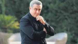 Turgut Tuncalp kimdir