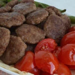 Turkiyenin nam salan Akcaabat koftesi MasterChef mutfaginda Sefler hayran kaldi bir kez yiyen kolay kolay unutamiyor