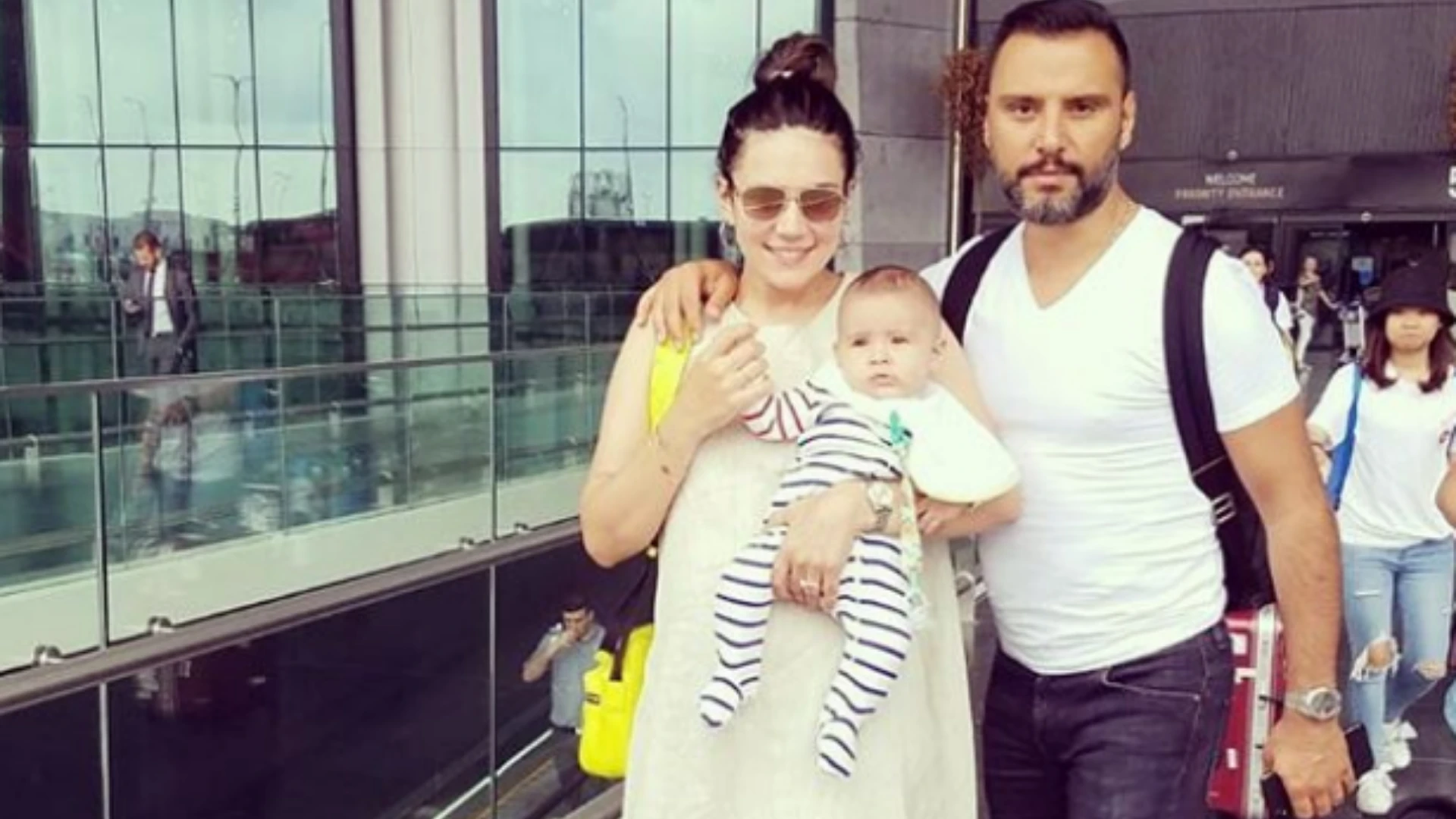 Usta oyuncu Perihan Savas Ay Yapimin NOW TV icin hazirladigi Sahtekarlar dizisinde Huma karakteriyle izleyici karsisina cikiyor. Fedakarligi ve aile baglariyla one cikan Huma dizinin en duy 68
