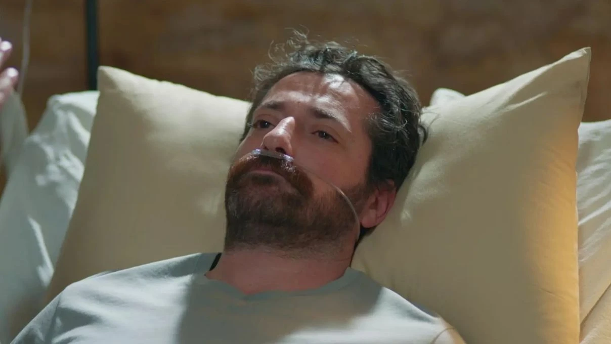 Uzak Şehir son bölüm nereden izlenir? Boran’ın uyandığı sahne sosyal medyaya damga vurdu 8 Uzak Şehir son bölüm nereden izlenir? Boran’ın uyandığı sahne sosyal medyaya damga vurdu