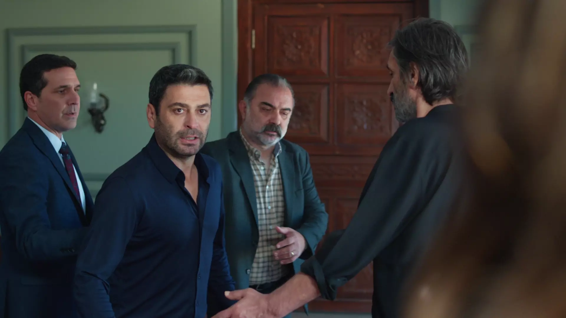 Uzak Şehir 37. Bölüm fragmanı yayınlandı! Uzak Şehir 36. bölümde neler oldu? 5 Uzak Sehir 2 14