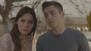 Uzak Şehir Kaya ve İpek'in düğünü olacak mı? İpek Uzak Şehir'e devam edecek mi? 6 Uzak Sehir Kaya Zerrin 1