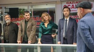 Veliaht 9. bölüm nereden izlenir? Son bölümde neler oldu? 4 Veliaht 5 1 1536x862 1