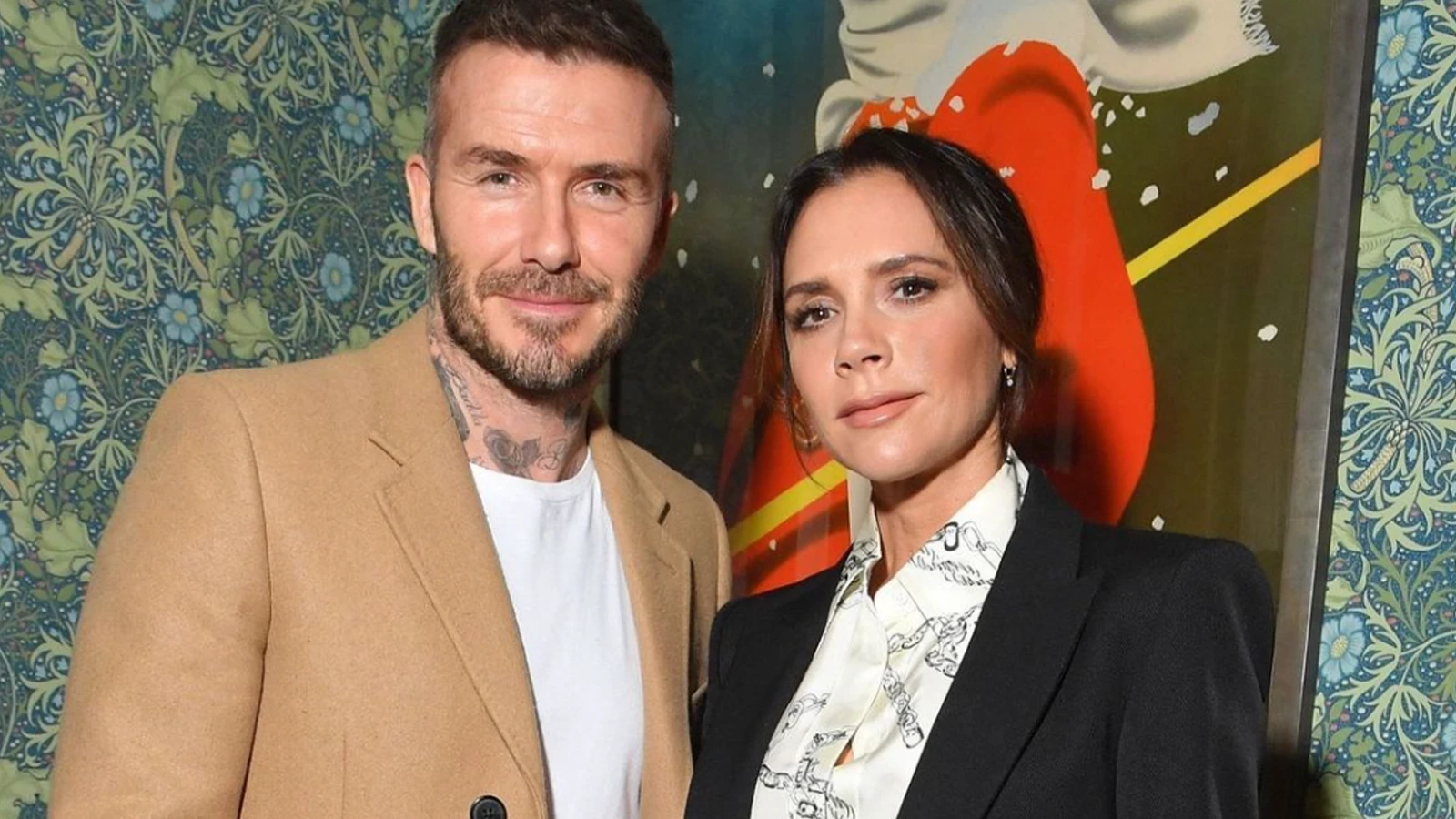 Victoria Beckhamdan esi David Beckhama kasik masaji Friends dizisini hatirlatti sosyal medyadan yorum yagdi