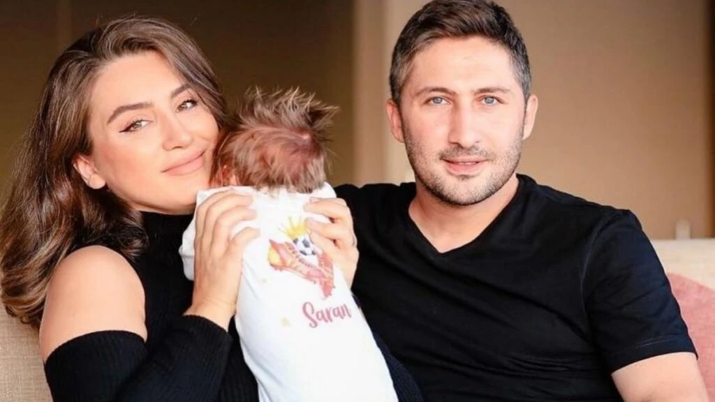 Sabri Sarıoğlu eşi Yağmur Sarıoğlu kimdir? Yağmur Sarıoğlu kaç yaşında mesleği ne? 6 Sabri Sarıoğlu eşi Yağmur Sarıoğlu kimdir? Yağmur Sarıoğlu kaç yaşında mesleği ne?