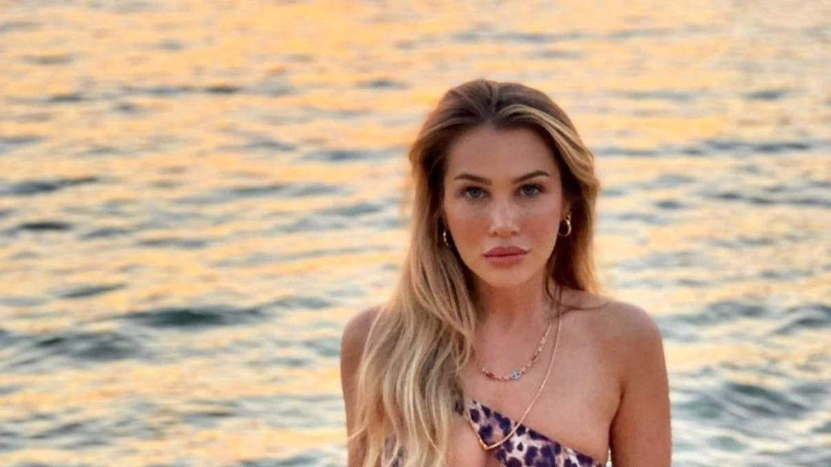 Fakirlerle dalga geçen fenomenin ünlü olmak için yarışma yarışma gezdiği ortaya çıktı! 