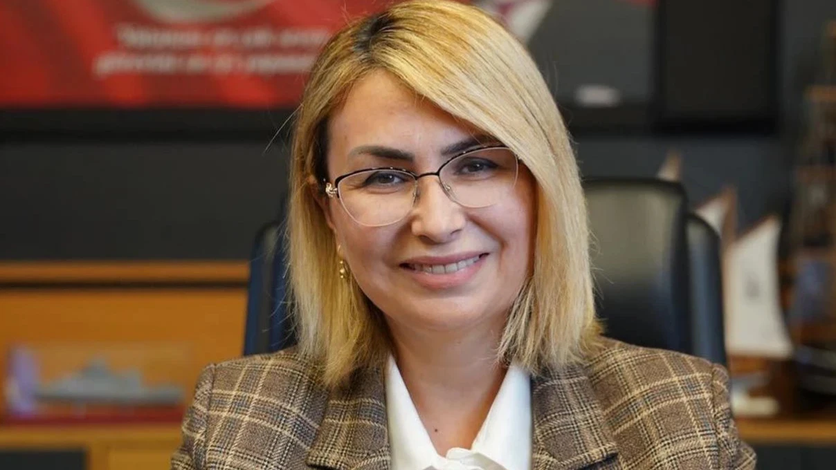 Yasemin Fazlaca 1