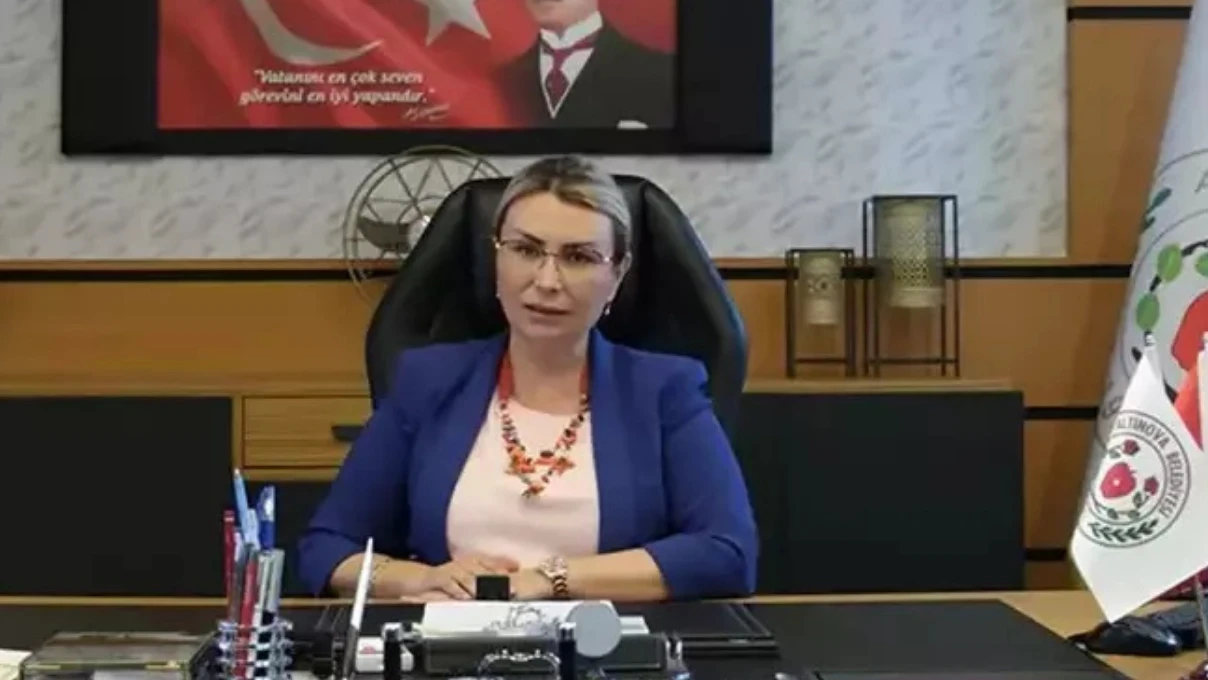 Yasemin Fazlaca 2