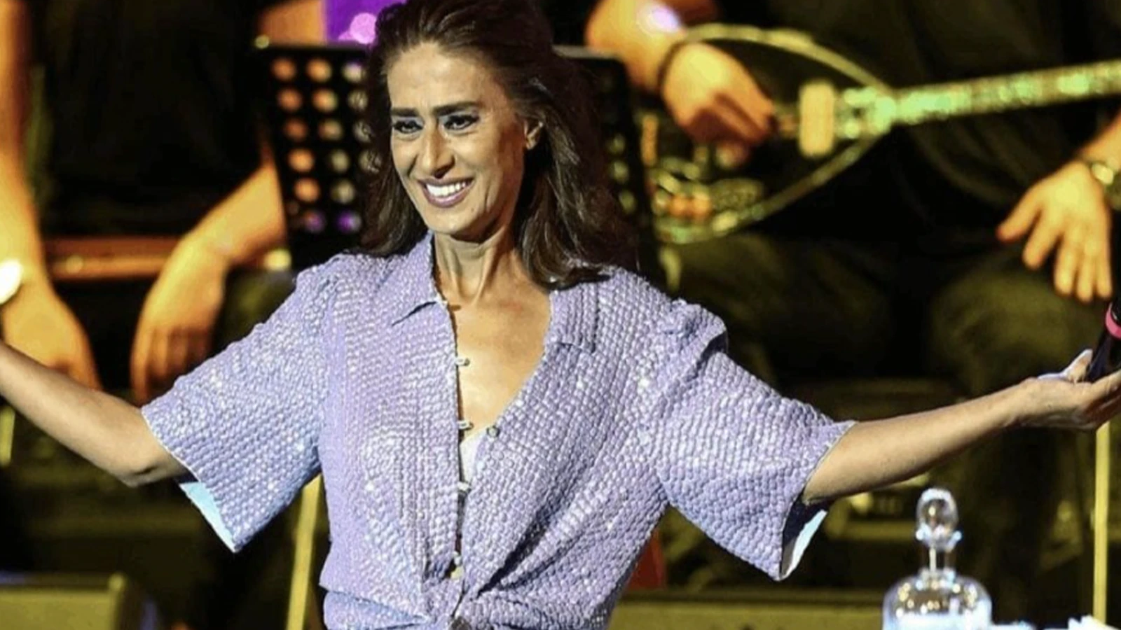 Yildiz Tilbe 59. yas gununu boyle kutladi Tarzi yine cok konusuldu