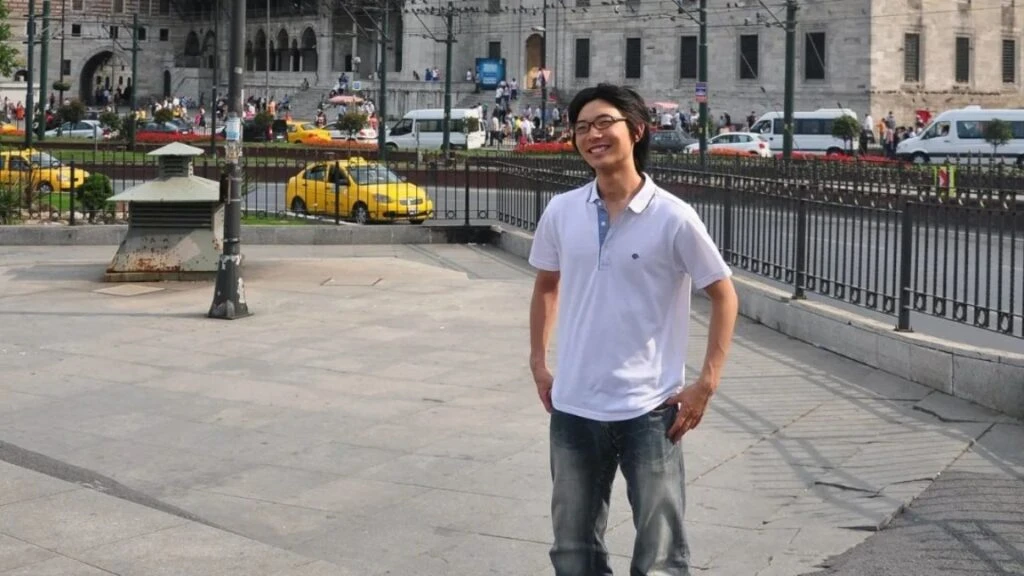 Yoshi Enomoto kimdir kaç yaşında? Yoshi Enomoto nereli evli mi? 
