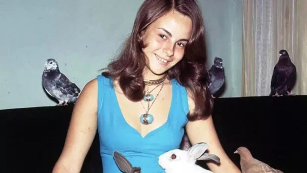 Zeynep Değirmencioğlu kimdir kaç yaşında? Zeynep Değirmencioğlu evli mi kaç çocuğu var? 