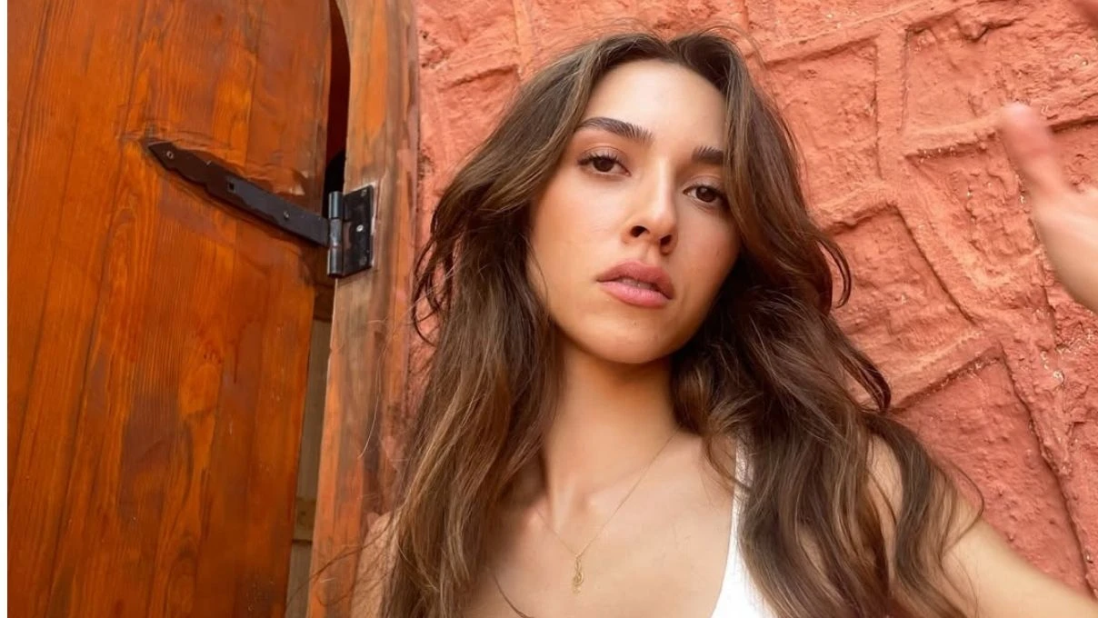 Kızılcık Şerbeti dizisine iddialı bir isim daha! Yargı’nın Merve’si Zeynep Parla Elif rolünde 6 Kızılcık Şerbeti dizisine iddialı bir isim daha! Yargı’nın Merve’si Zeynep Parla Elif rolünde