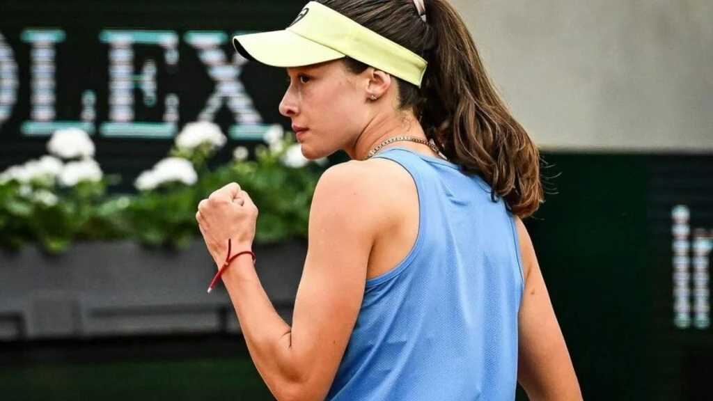 Zeynep Sönmez Wimbledon’da tarih yazdı! 75 yıl sonra 3. tura çıkan ilk Türk tenisçi oldu