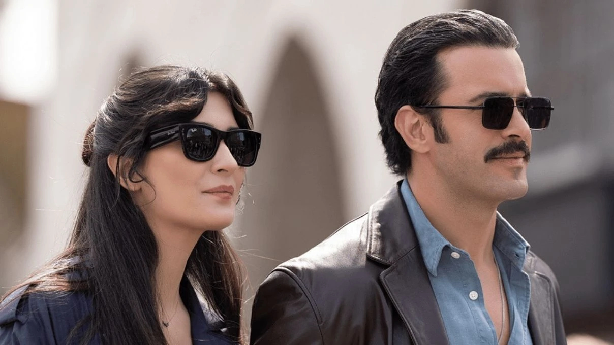 Dehşet Bey filmi geliyor! Barış Arduç ve Tuğba Büyüküstün’ün uyumları dikkat çekiyor
