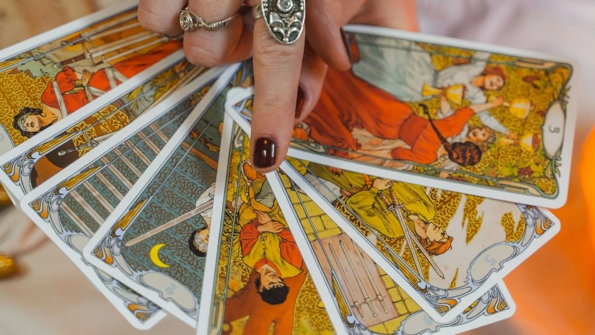 Günlük tarot kart açılımı 20 Eylül 2025! Dürüst davranmak netlik getiriyor
