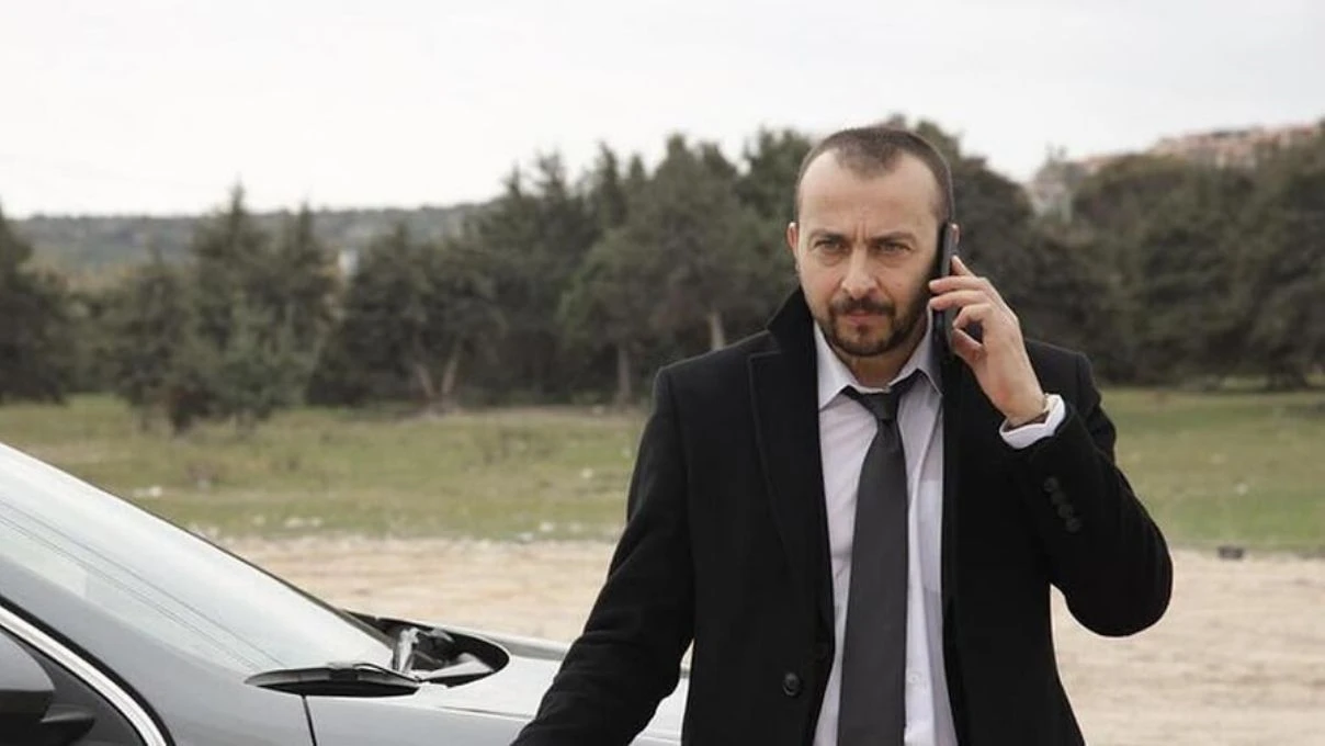 Ali Atay’lı Mahlukat dizisine 2 yeni oyuncu! Ceren Moray ile Alper Baytekin Hayalet Avcıları’nda 