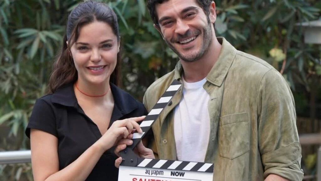 Burak Deniz ve Hilal Altınbilek'in yeni dizisi Sahtekarlar sete çıktı! NOW'un yeni bombasından ilk görüntüler