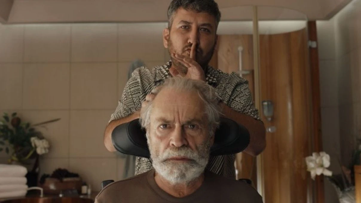 Haluk Bilginer ile Feyyaz Yiğit’in filmlerinden ilk tanıtım! Yan Yana filmiyle rekor kırmaya geliyorlar