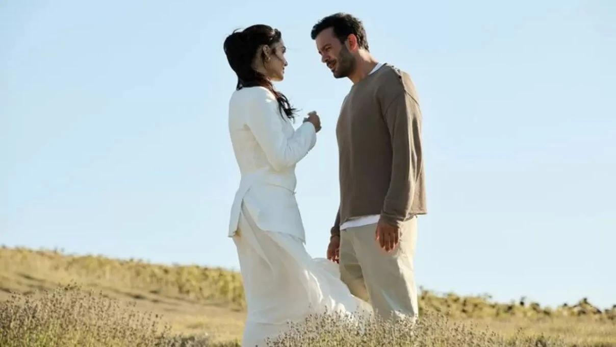 Aşk ve Gözyaşı Kore versiyonu Queen of Tears sonu nasıl bitti? Meyra ölecek mi?