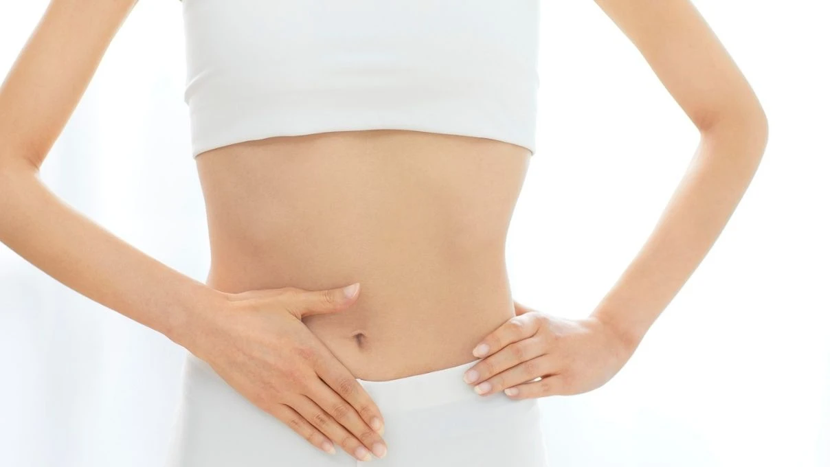 Alt karnı eritmek imkânsız değil! Kanepede uzanarak yapacağınız hareketler 6 Alt karnı eritmek imkânsız değil! Kanepede uzanarak yapacağınız hareketler