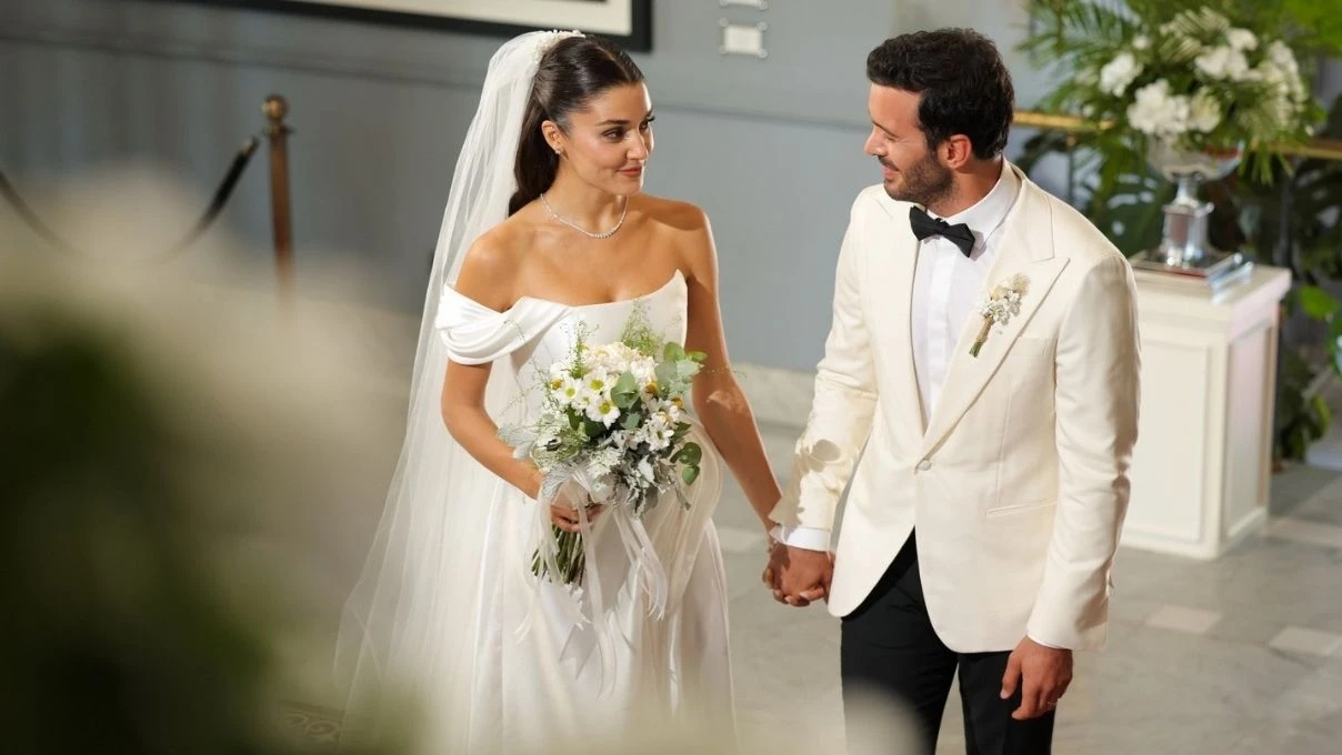 Aşk ve Gözyaşı reyting kurbanı oldu! Hande Erçel ve Barış Arduç partnerliği rafa kaldırıldı