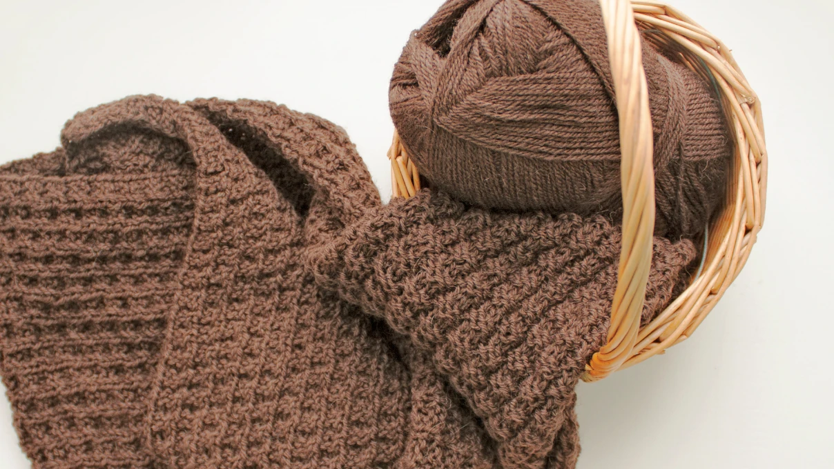 Elle örülmüş atkı modelleri 2025! En iyi yeni yıl hediyesi 9 atki 6