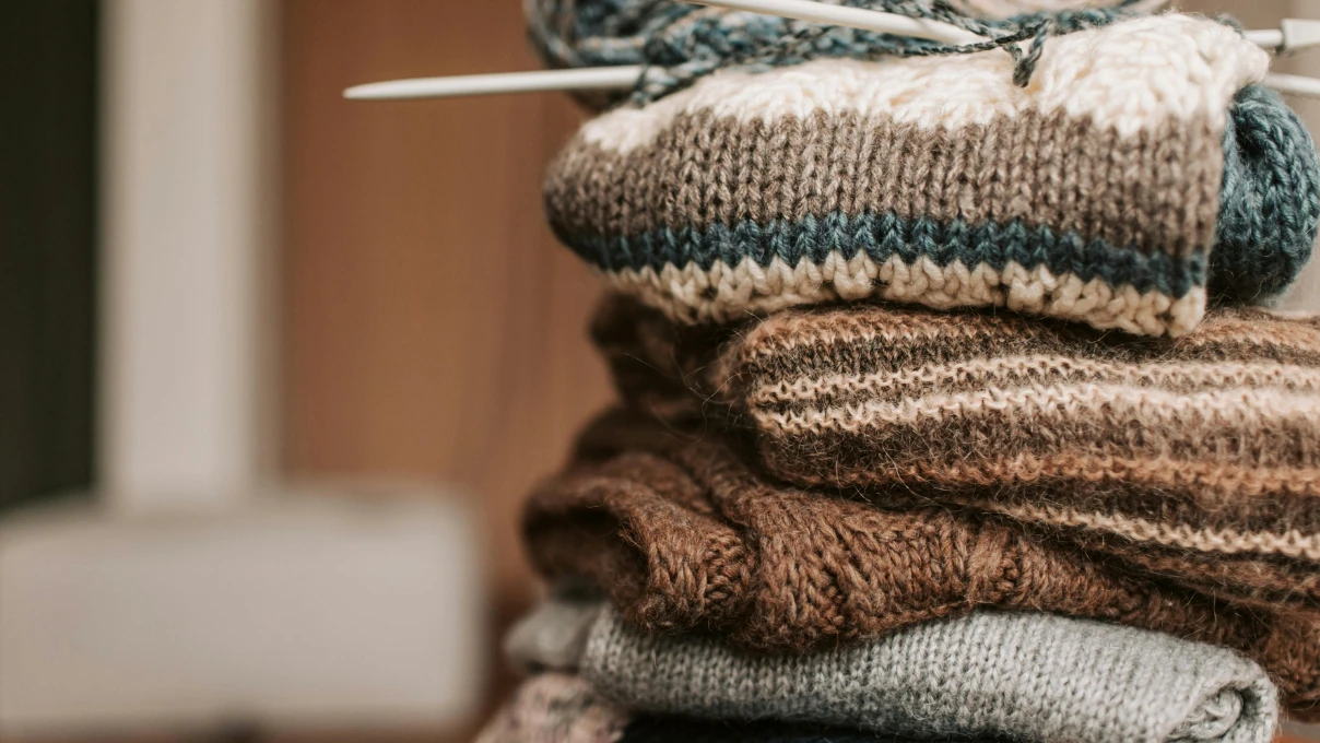 Elle örülmüş atkı modelleri 2025! En iyi yeni yıl hediyesi 10 atki 8