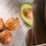 Avokado çekirdeğini atmadan bir kez daha düşünün! Parlak saçların doğal ilacı