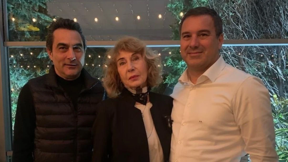 ayse kulin in cocuklari kimlerdir ve kac yasindalar 7