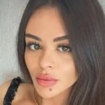 ayse sena seref kimdir ve kac yasinda ayse sena seref nereli babasi kim 1