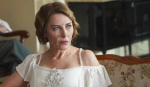 ayten soykok araciyla yayalarin arasina daldi 27661 1