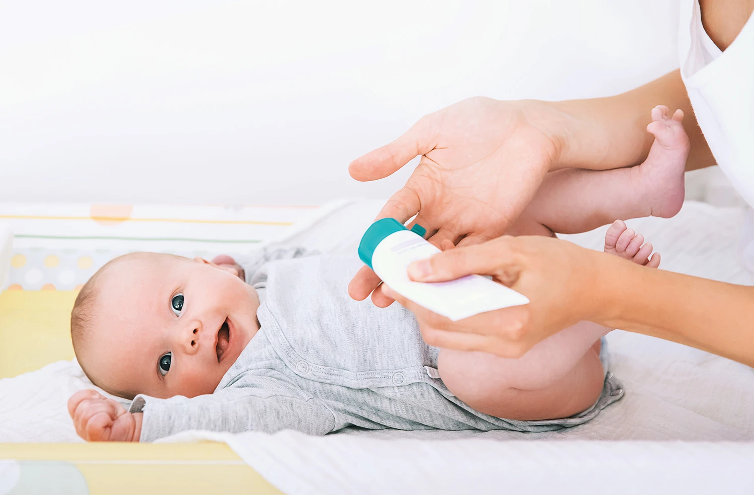 baby moisturise
