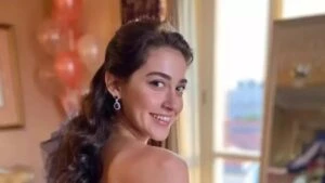 bahar in seren i nil sude albayrak pera dizisinde 1750150219