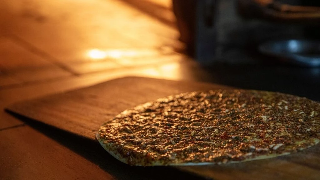 Şanlıurfalıları sinirlendiren balıklı lahmacun! Sosyal medya ayağa kalktı