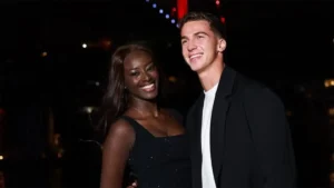 Bertuğ Yıldırım'dan Boğaz'da Azer Bülbül'lü evlenme teklifi! Portekizli model sevgilisiyle o anlar sosyal medyayı salladı 6 bertug yildirim 3 622532