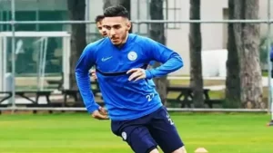 Eşref Rüya'nın Nisan'ı Demet Özdemir ve Emirhan Topçu aşk mı yaşıyor? Demet Özdemir ve Emirhan Topçu yaş farkı! 7 besiktas bir transferi daha bitiriyor 1657879196 251