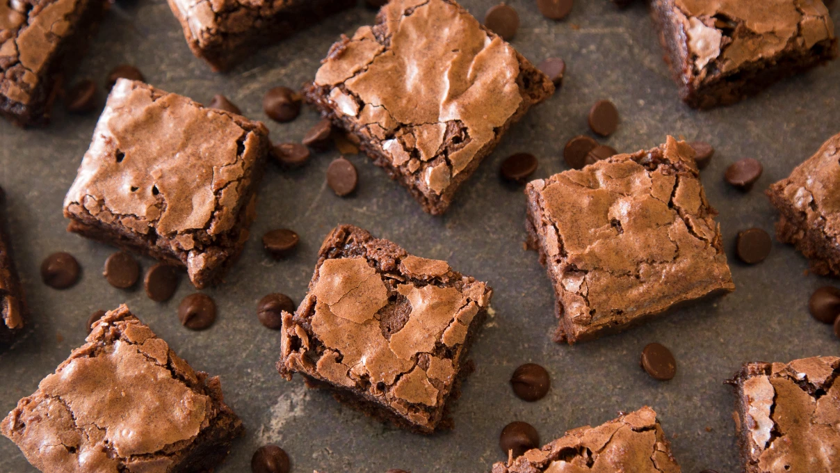 Fincanda 5 dakikada brownie! Fırınsız kolay tarif 4 brownie 2