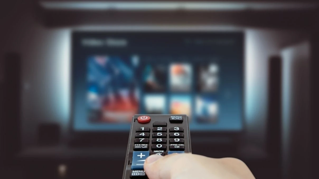 Bu akşam diziler var mı? Çarpıntı, Veliaht ve Halef oynayacak mı?