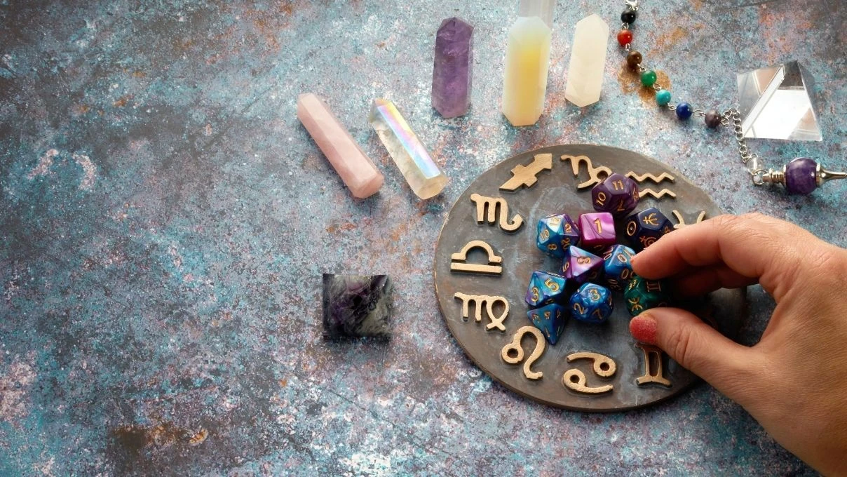 Günlük burç yorumları 5 Aralık 2025! Finansal ve kariyer anlamında engeller kalkıyor