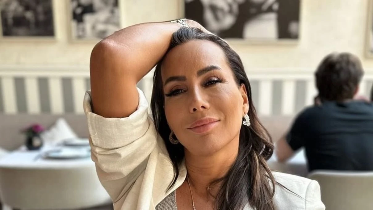 Asena, uzun bir aranın ardından sahnelere geri dönmüştü! İmalı paylaşımı olay oldu