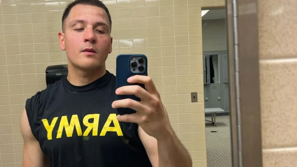 Eylül Öztürk’ün sevgilisi Deniz Ozsoy kimdir? denizbody kaç yaşında nereli?