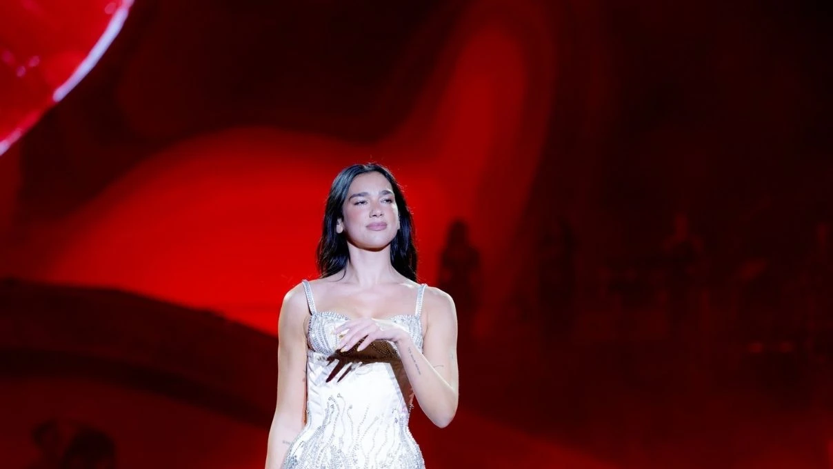 dua lipa konserii