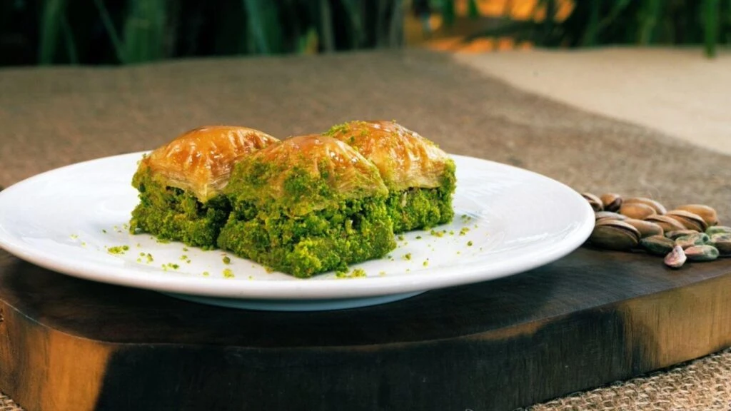 dubai baklavasi nasil yapilir cikolatadan sonra baklava