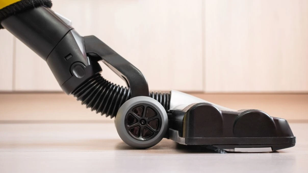 Dünyanın en iyi emiş gücüne sahip dikey elektrikli süpürge markalar 2025!
