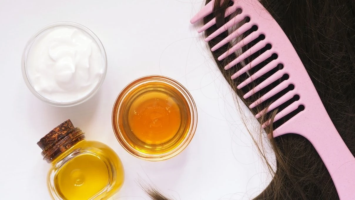 Kışın elektriklenen saçlar için en etkili ev yapımı bakım maskesi! 